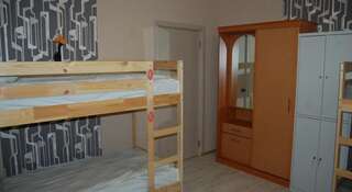 Гостиница Aleksiya Hostel Новосибирск Спальное место на двухъярусной кровати в общем номере для мужчин-4